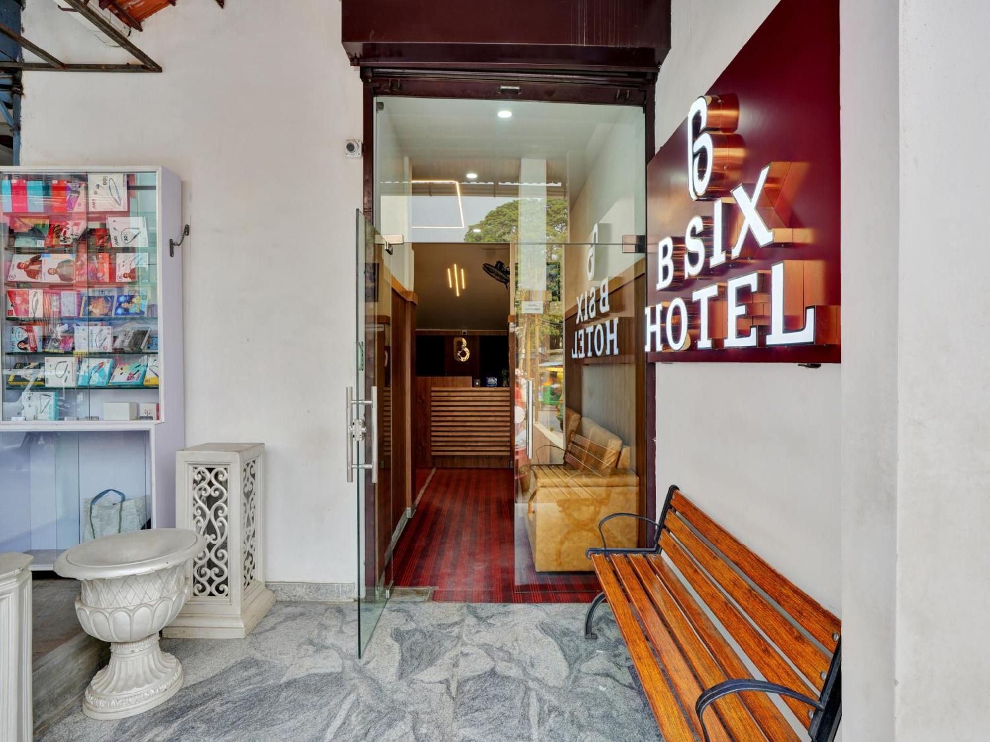 B Six Hotel Bengalúr Exteriér fotografie